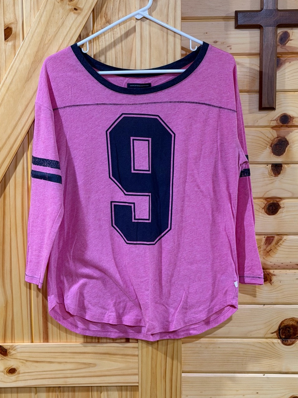 American Eagle 3/4 sleeve tee Size Medium